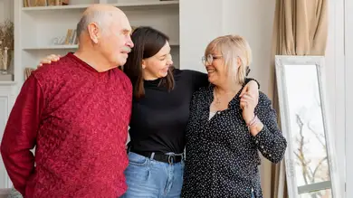 Hasta 2.550 euros menos en la Renta por convivir con un mayor: así es la nueva ayuda de Hacienda Hasta 2.550 euros menos en la Renta por convivir con un mayor: así es la nueva ayuda de Hacienda