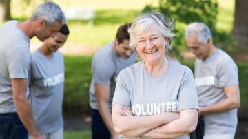 Personas mayores de voluntariado