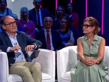 Helena y Arturo cuentan c&oacute;mo fue perder su vida profesional: As&iacute; fue su lucha contra "el abismo" de la jubilaci&oacute;n