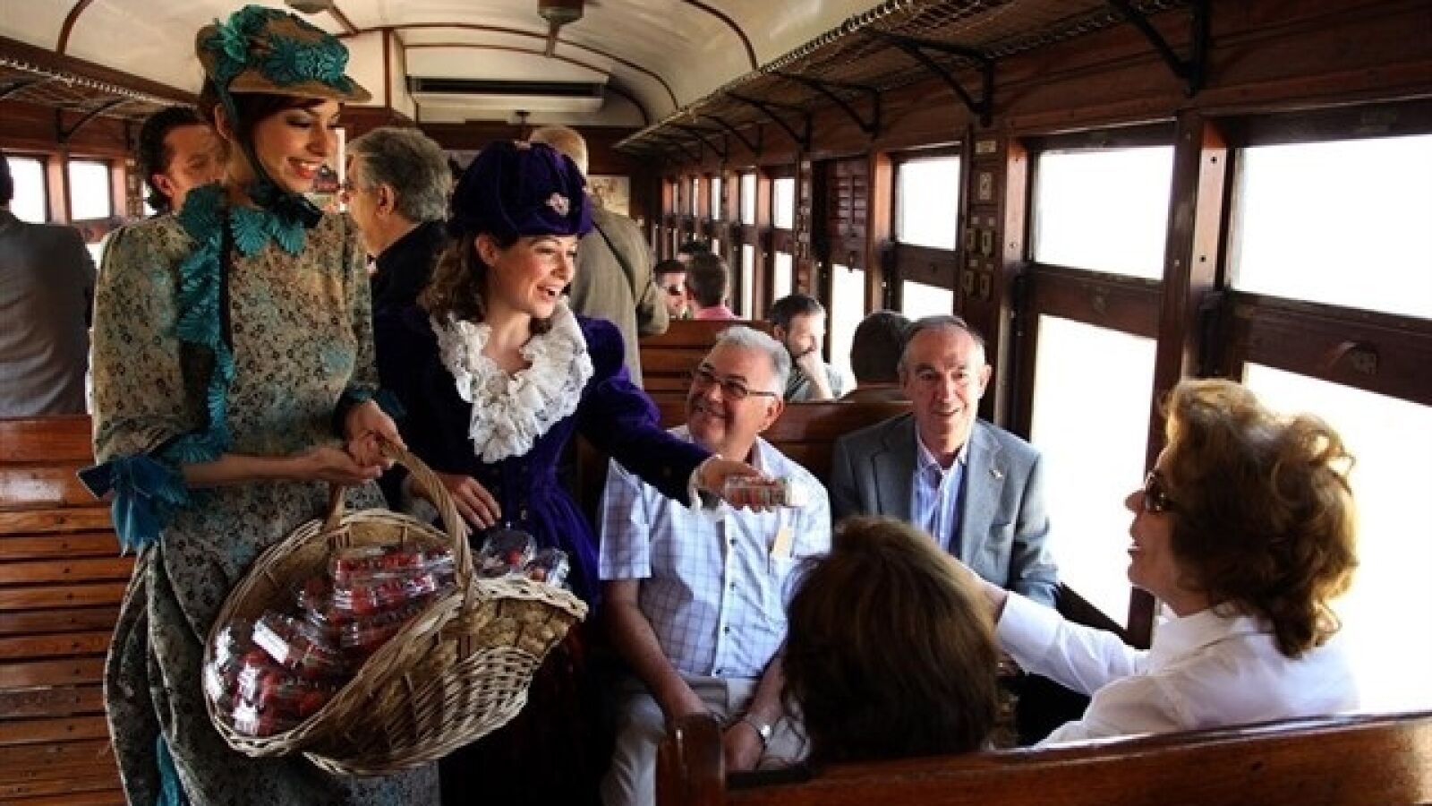 El Tren de la Fresa volverá a viajar a partir de octubre entre Madrid y Aranjuez con música y rutas turísticas