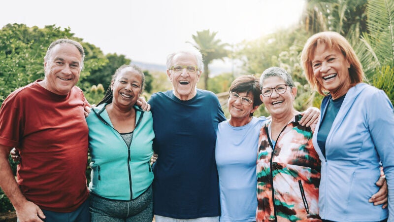 El Día Internacional de las Personas de Edad 2025 celebra el papel de las personas mayores en la sociedad por su resiliencia y experiencia