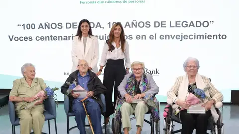 Un 41% de centenarios en residencias mantiene un funcionamiento cognitivo normal o deterioro leve, según estudio Un 41% de centenarios en residencias mantiene un funcionamiento cognitivo normal o deterioro leve, según estudio