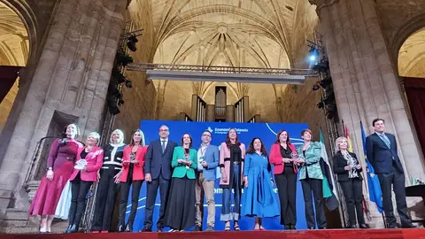 Hablando en Plata, iniciativa de Antena 3 y laSexta contra el edadismo, galardonada en el III Congreso de Economía Plateada Hablando en Plata, iniciativa de Antena 3 y laSexta contra el edadismo, galardonada en el III Congreso de Economía Plateada