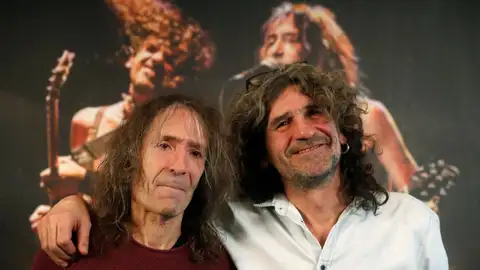 Imagen de archivo de Iñaki Antón (d) junto al otro líder de Extremoduro, Robe Iniesta Imagen de archivo de Iñaki Antón (d) junto al otro líder de Extremoduro, Robe Iniesta