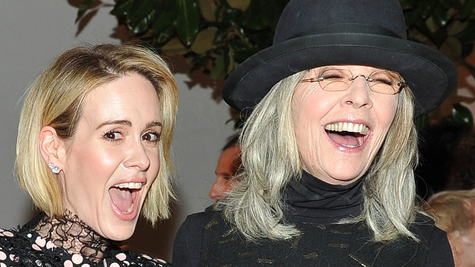 Sarah Paulson homenajea a Diane Keaton entre risas y emoción con los curiosos mensajes que le dejó la fallecida actriz en su buzón de voz
