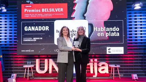 Raquel del Castillo (izda.) y Encarna Samitier Raquel del Castillo (izda.) y Encarna Samitier