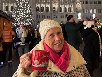 Luc&iacute;a cumple su sue&ntilde;o de viajar a Viena en Navidad a los 85 a&ntilde;os