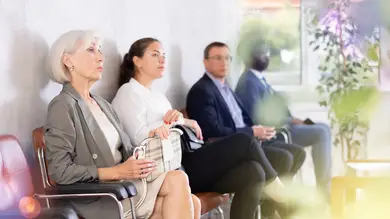 Los mayores de 55 años registran por primera vez una tasa de paro superior al resto Los mayores de 55 años registran por primera vez una tasa de paro superior al resto