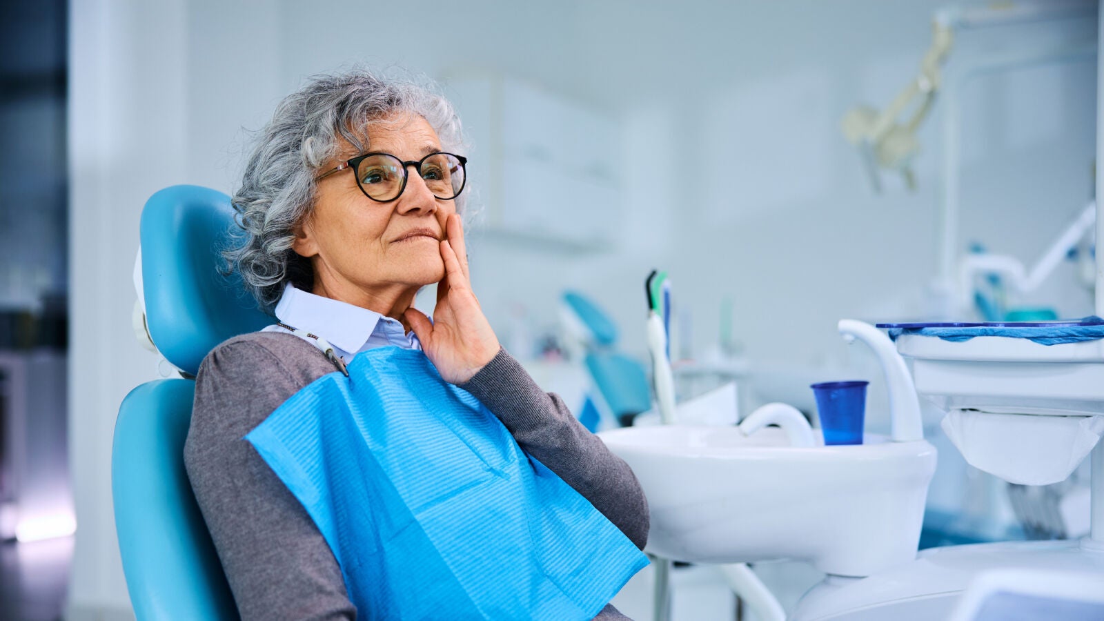 La pérdida dental en mayores afecta la nutrición, la digestión y el estado de ánimo