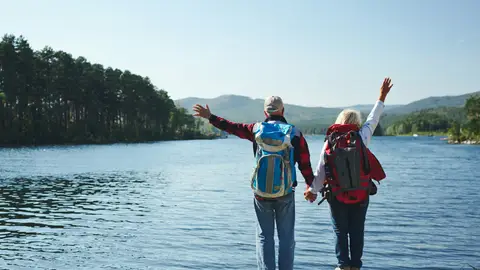 Pareja aventureros Pareja aventureros