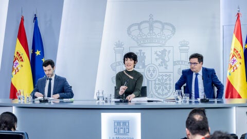 Pablo Bustinduy, Elma Saiz, Óscar López