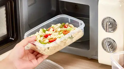 Calentar comida en microondas Calentar comida en microondas