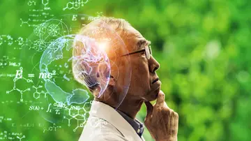 Hombre mayor con buen cerebro Hombre mayor con buen cerebro