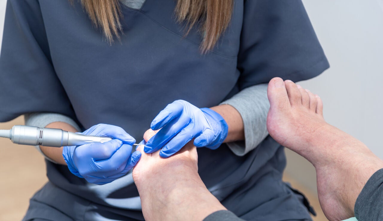 Persona mayor en el pod&oacute;logo