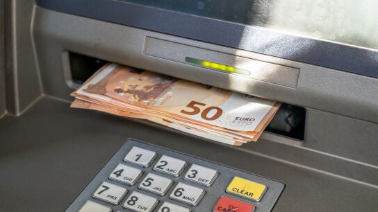 Dinero en el cajero