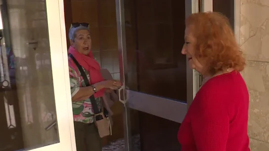 Dos personas mayores Dos personas mayores