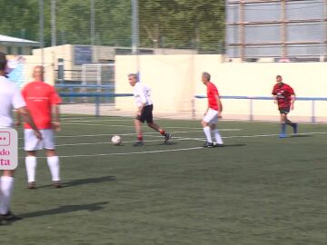 As&iacute; es el Walking F&uacute;tbol, un deporte adaptado a los mayores