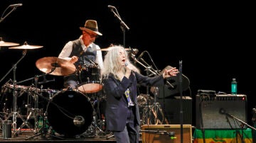 La cantante, compositora y escritora estadounidense Patti Smith
