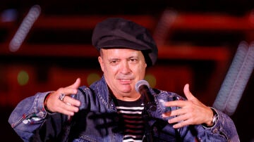 El l&iacute;der y cantante del grupo Seguridad Social, Jos&eacute; Manuel Casa&ntilde;