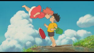 Vista de la pel&iacute;cula Ponyo en el acantilado