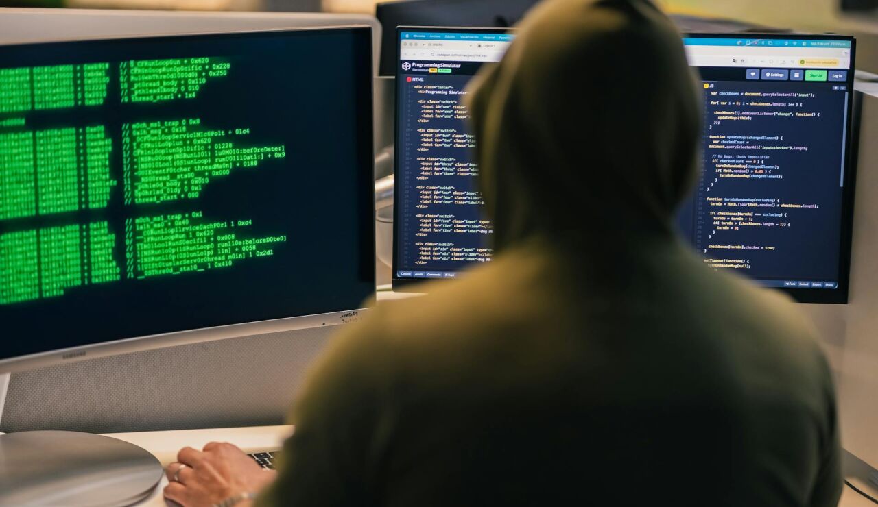 Saltan las alarmas con WhatsApp, te contamos c&oacute;mo prevenir las estafas que se realizan a diario