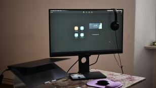 Uno de cada seis teletrabajadores espa&ntilde;oles trabaja desde la cama cuando est&aacute; enfermo, seg&uacute;n un estudio