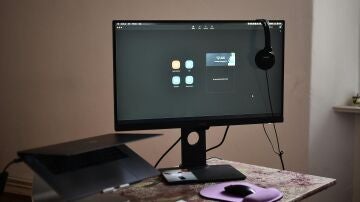 Uno de cada seis teletrabajadores espa&ntilde;oles trabaja desde la cama cuando est&aacute; enfermo, seg&uacute;n un estudio
