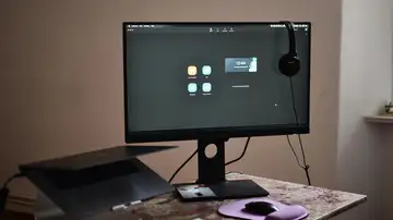 Uno de cada seis teletrabajadores españoles trabaja desde la cama cuando está enfermo, según un estudio Uno de cada seis teletrabajadores españoles trabaja desde la cama cuando está enfermo, según un estudio