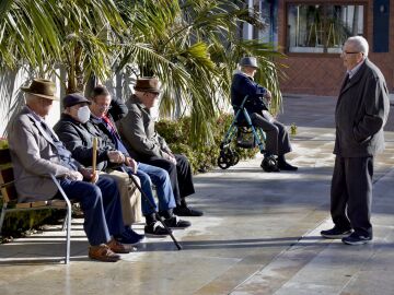"&iquest;Aceptar&iacute;as ese trato?": una campa&ntilde;a pone el foco en el maltrato invisible que sufren cada d&iacute;a las personas mayores