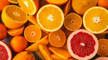 Un estudio relaciona niveles bajos de vitamina C con cambios en la estructura cerebral de los mayores Un estudio relaciona niveles bajos de vitamina C con cambios en la estructura cerebral de los mayores