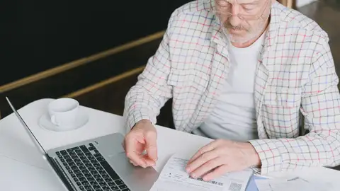 Qué es el complemento para reducir la brecha de género en las pensiones y quién puede pedirlo Qué es el complemento para reducir la brecha de género en las pensiones y quién puede pedirlo