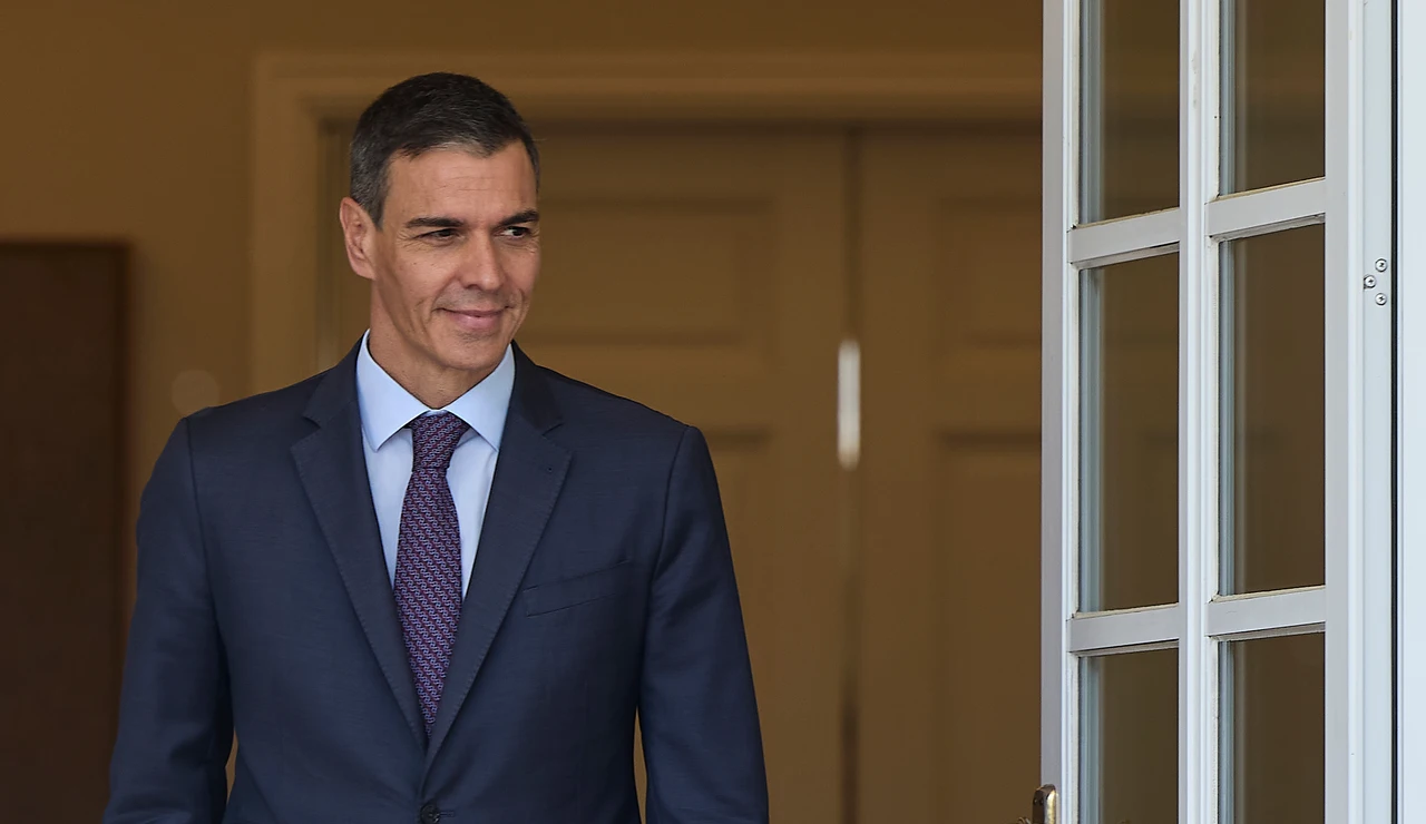 Sánchez anuncia 2.218 millones de euros extra para dependencia, "la mayor inversión de la historia democrática"