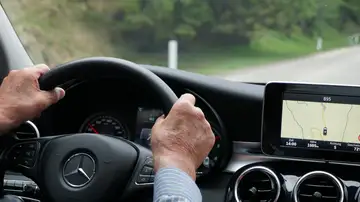 Permiso de conducir para mayores de 65 años: esto es lo que cambia en su renovación Permiso de conducir para mayores de 65 años: esto es lo que cambia en su renovación