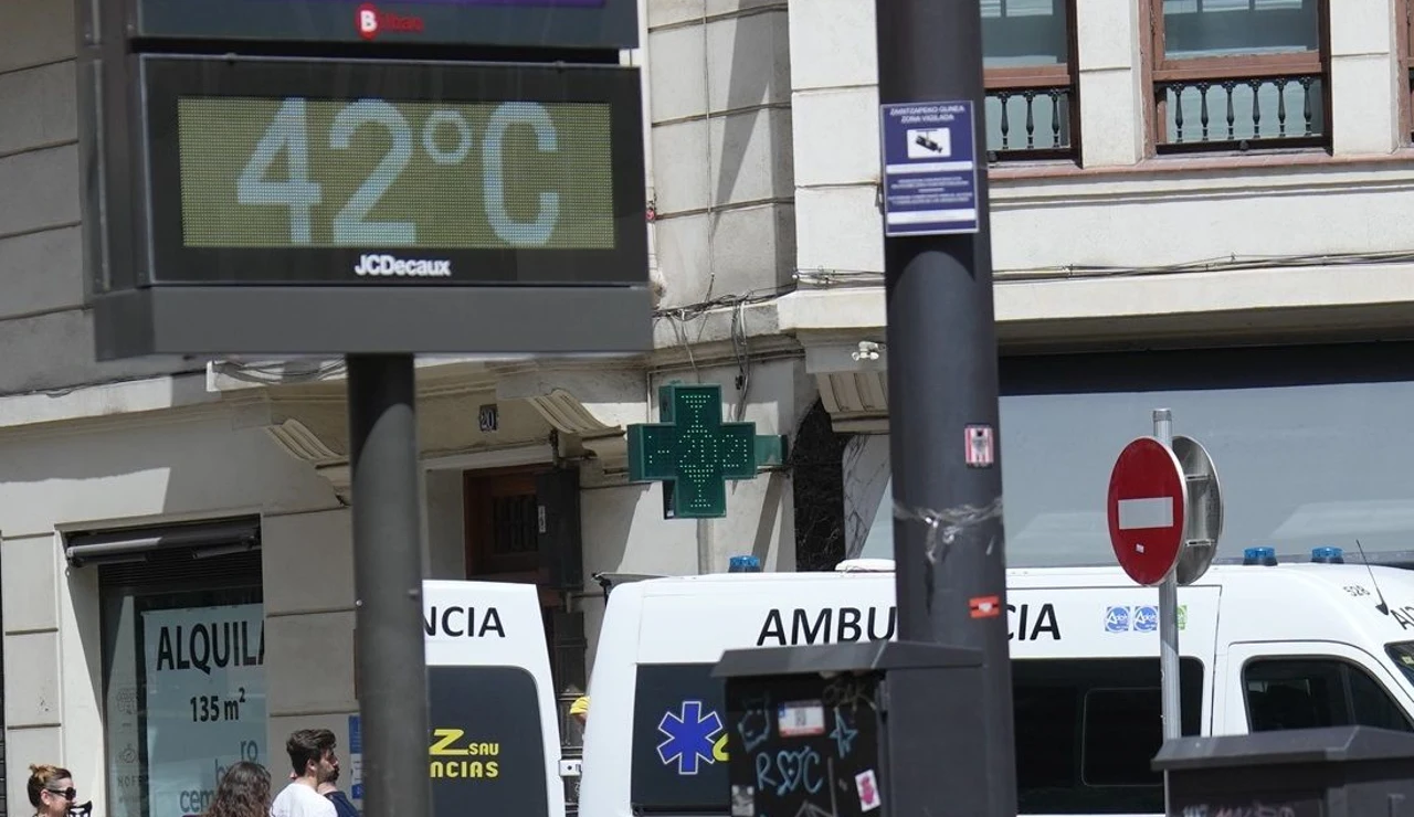 El letal 'efecto isla de calor': vivir en ciudades grandes multiplica el riesgo para los mayores