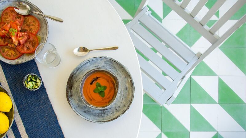 Gazpacho sí, pero no cualquiera: en qué fijarse antes de comprarlo en el supermercado