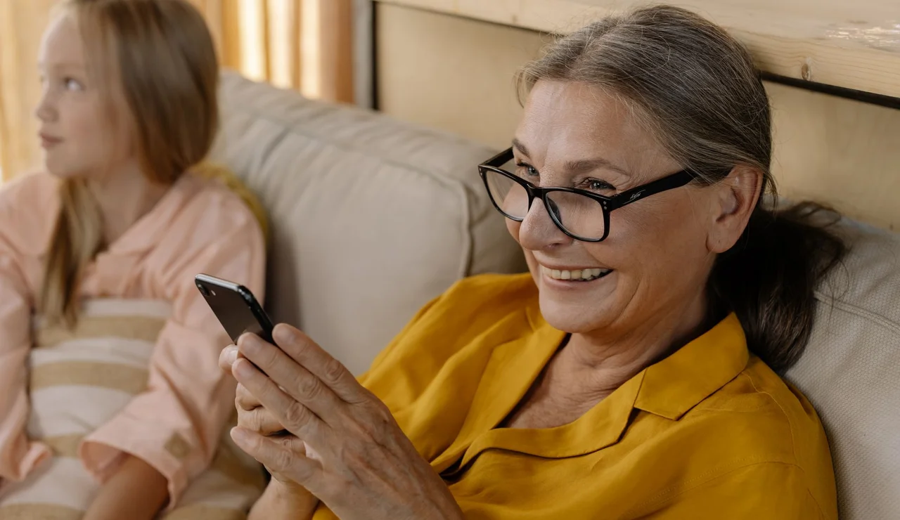 La inteligencia artificial el nuevo método utilizado por uno de cada cinco mayores para comparar y comprar productos