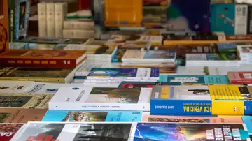 La Feria del Libro Viejo de Santander celebra su edición más extensa con 16 librerías de toda España La Feria del Libro Viejo de Santander celebra su edición más extensa con 16 librerías de toda España