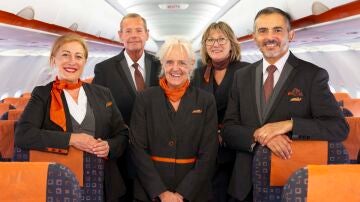 Volar no tiene edad: las aerol&iacute;neas rompen mitos y salen a la caza del talento mayor de 50 a&ntilde;os