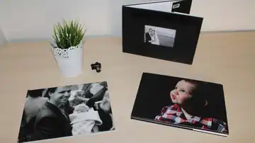 Por qué el álbum de fotos resiste en plena era del móvil y las galerías digitales Por qué el álbum de fotos resiste en plena era del móvil y las galerías digitales