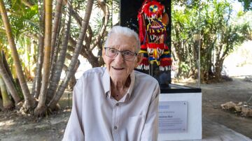 F&eacute;lix el talabartero de 94 a&ntilde;os que mantiene vivo el oficio de fabricar art&iacute;culos de cuero para caballos