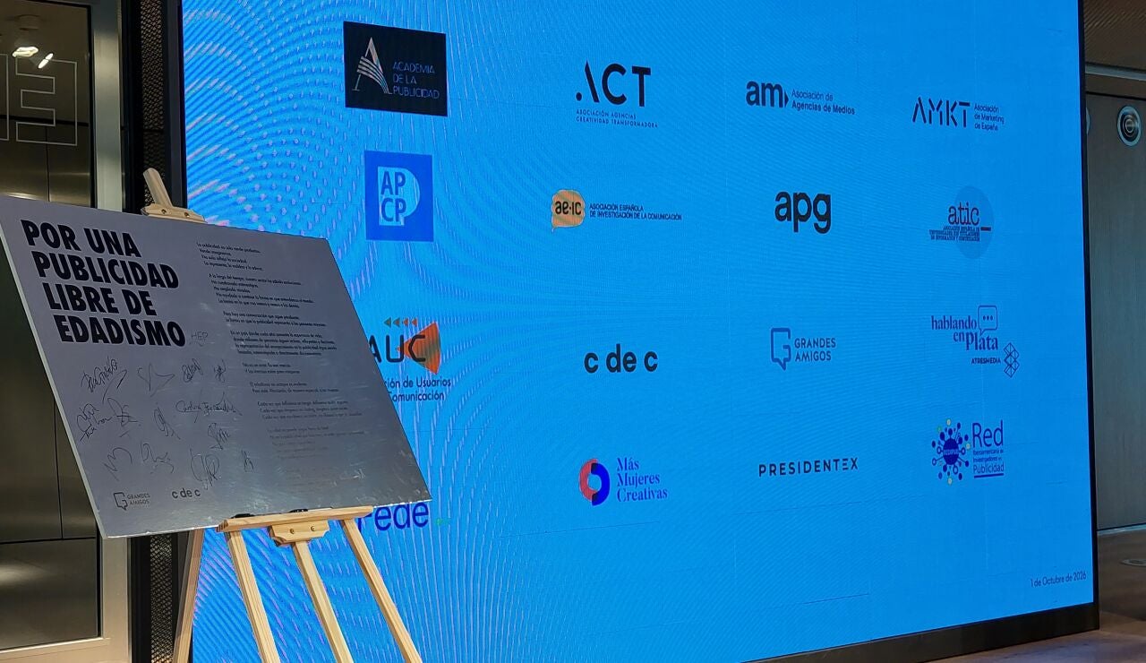 Firma del manifiesto contra el edadismo en la publicidad