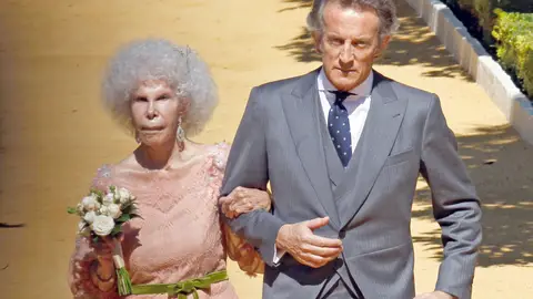 La Duquesa de Alba y Alfonso Díez ya son marido y mujer  La Duquesa de Alba y Alfonso Díez ya son marido y mujer