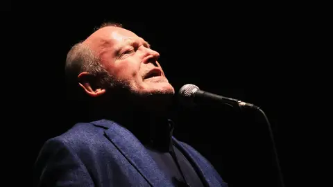 Joe Cocker, durante una de sus actuaciones Joe Cocker, durante una de sus actuaciones