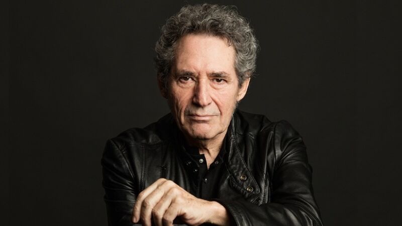 Miguel Ríos celebra su 80 cumpleaños con un concierto histórico en Granada
