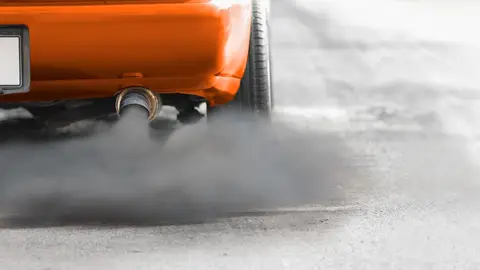 Tubo de escape, contaminación Tubo de escape, contaminación