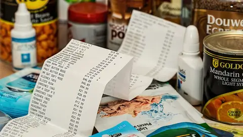 Ticket de la compra con varios productos Ticket de la compra con varios productos