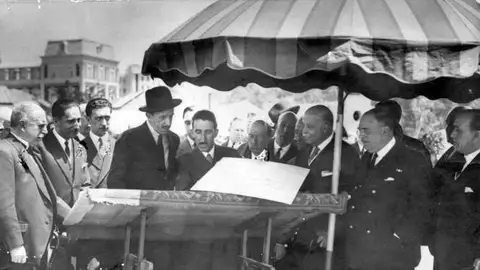 Efemérides de hoy 17 de mayo de 2022: el Rey Alfonso XIII firma un Real decreto para construir la Ciudad Universitaria en Madrid Efemérides