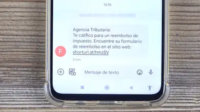 La policía alerta de una estafa con SMS al inicio de la campaña de la Renta