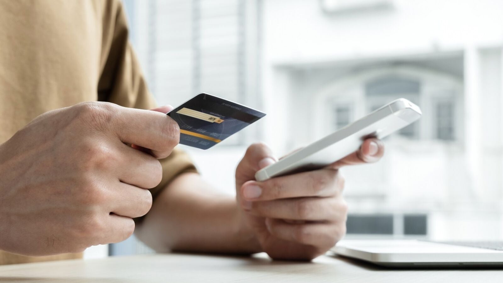 Consejos para sospechar que podemos estar ante una estafa bancaria 