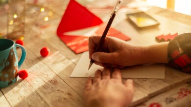 La bonita iniciativa de una residencia de Pontevedra para que los mayores reciban cartas por Navidad